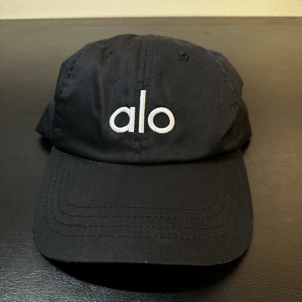 Alo Yoga Off-Duty Hat Cap Strap Back One Size Black Logo Athletic Dad NEW